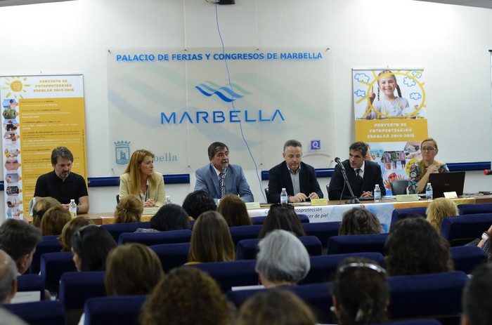 Más de un centenar de personas participa en el I Encuentro de Fotoprotección Escolar en el que se ha presentado el Distintivo de Calidad ‘s@ludable’