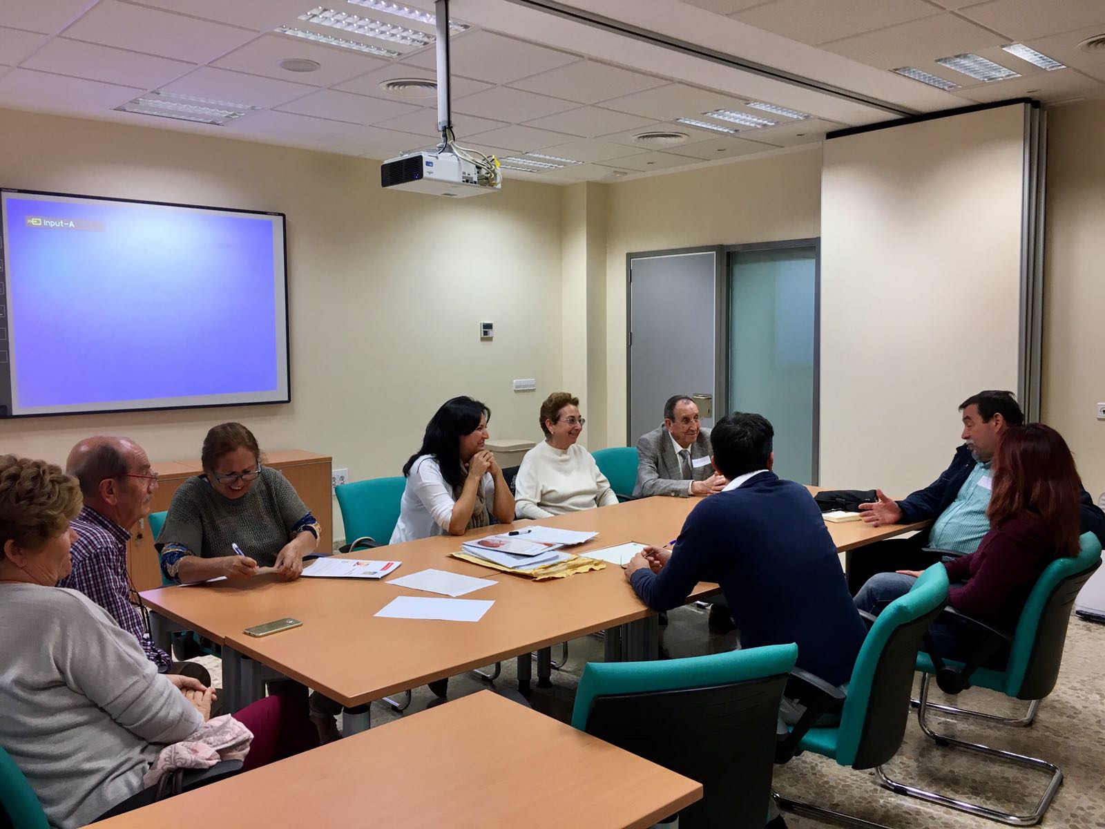 El Hospital Costa del Sol ha celebrado una Escuela de Pacientes para personas con insuficiencia cardiaca