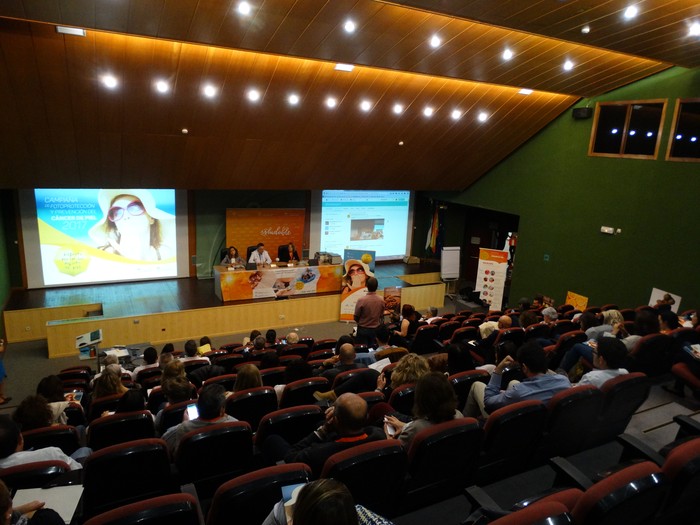 La Campaña de Fotoprotección de 2017 se inaugura con actividades gastronómicas s@ludables e intervenciones con la población escandinava como principales novedades