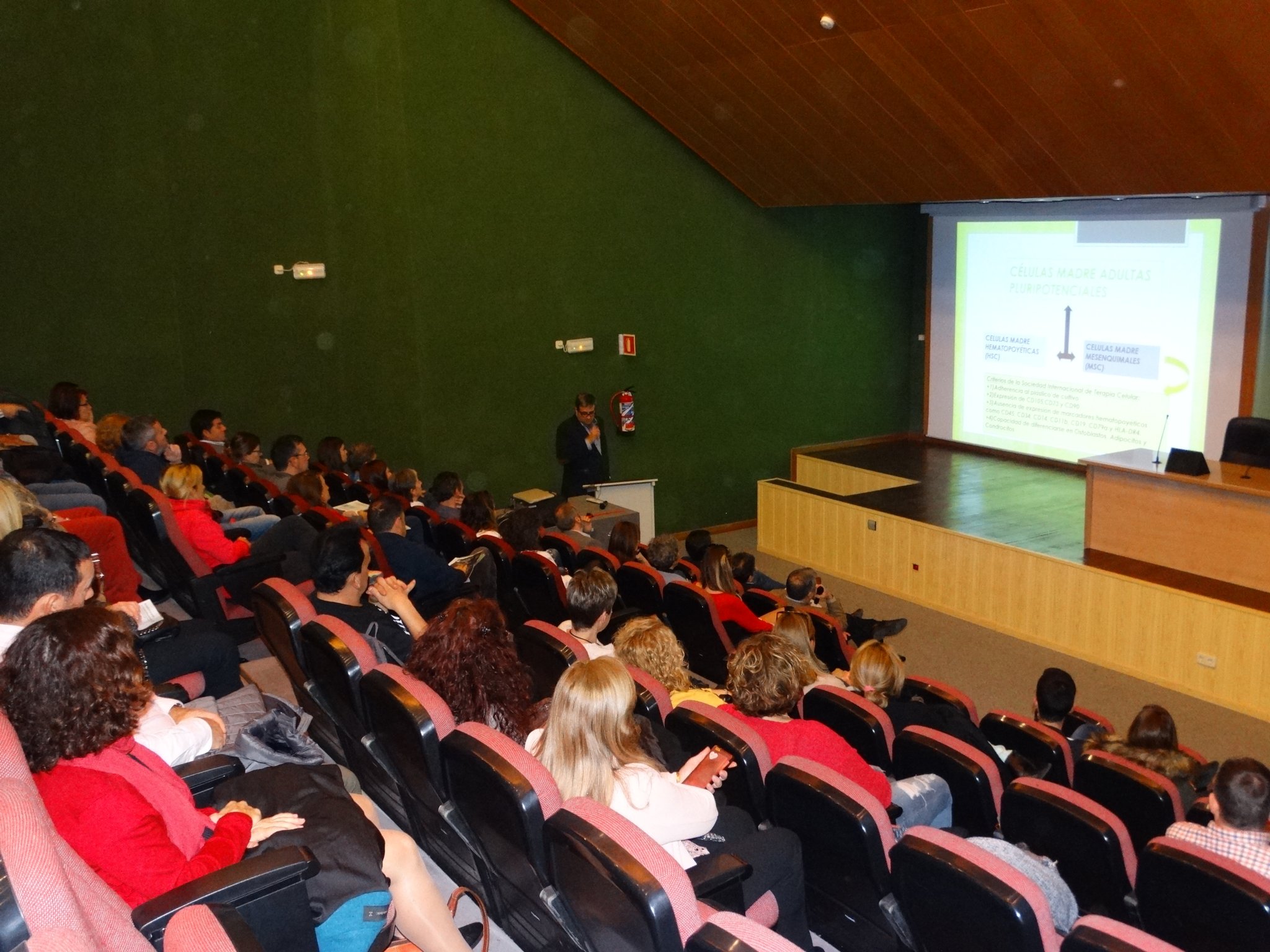 Unas 150 personas se han dado cita en la II Reunión pacientes-médicos sobre Enfermedad Inflamatoria Intestinal en la Costa del Sol celebrada en el Hospital Costa del Sol