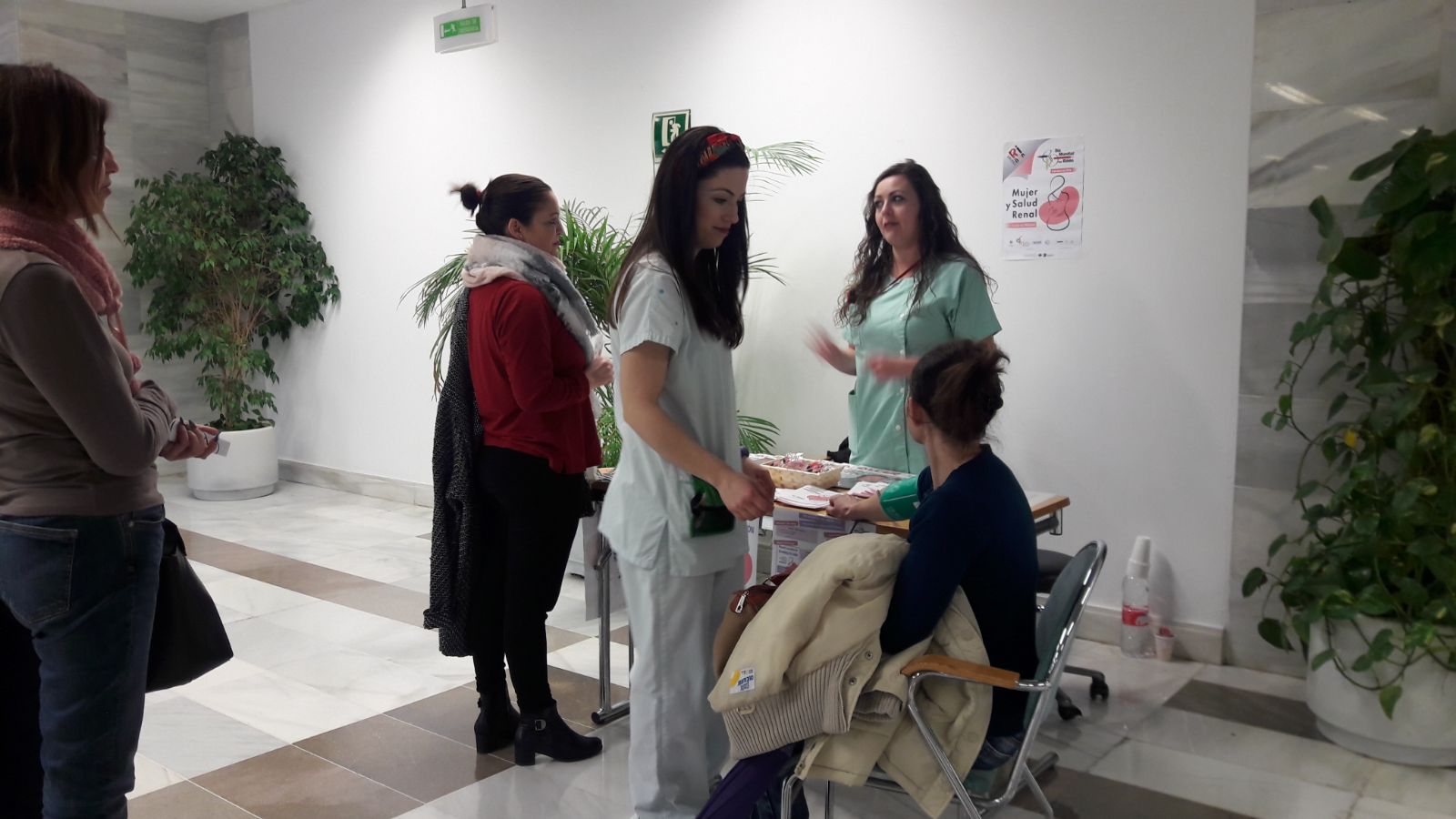 La unidad de Hemodiálisis del Hospital Costa del Sol realiza una campaña para informar y concienciar de la importancia de la enfermedad renal crónica