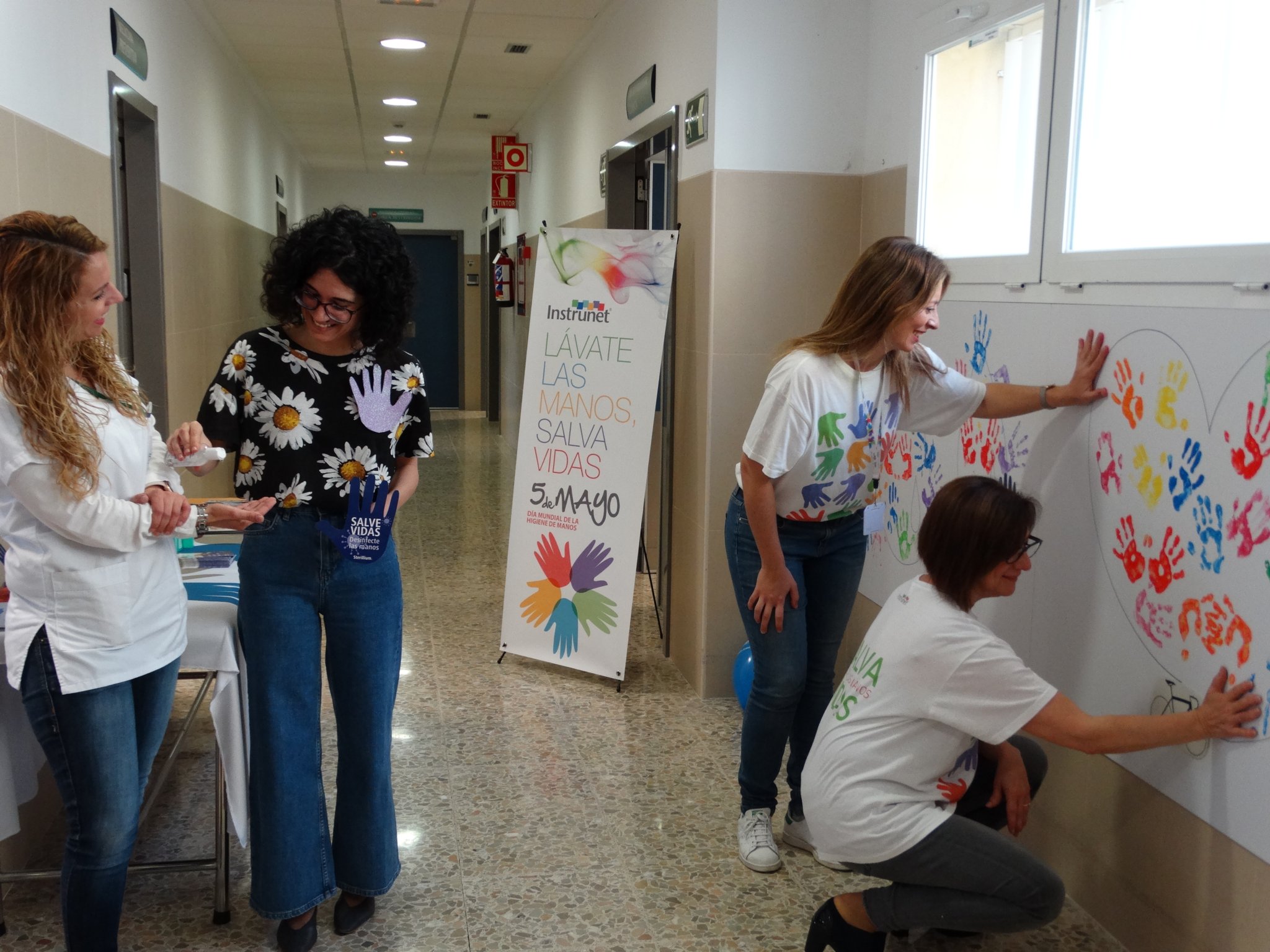 La Agencia Sanitaria Costa del Sol realiza una campaña divulgativa con motivo del Día Mundial de la Higiene de Manos