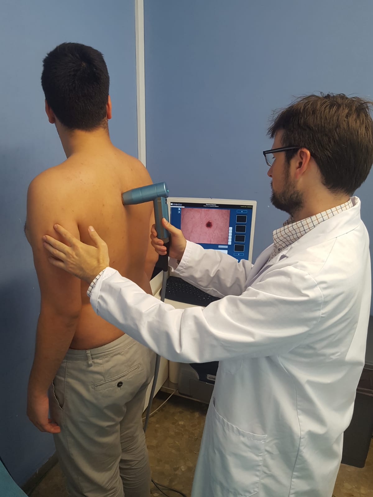 El Hospital Costa del Sol de Marbella acoge la campaña del ‘Euromelanoma’