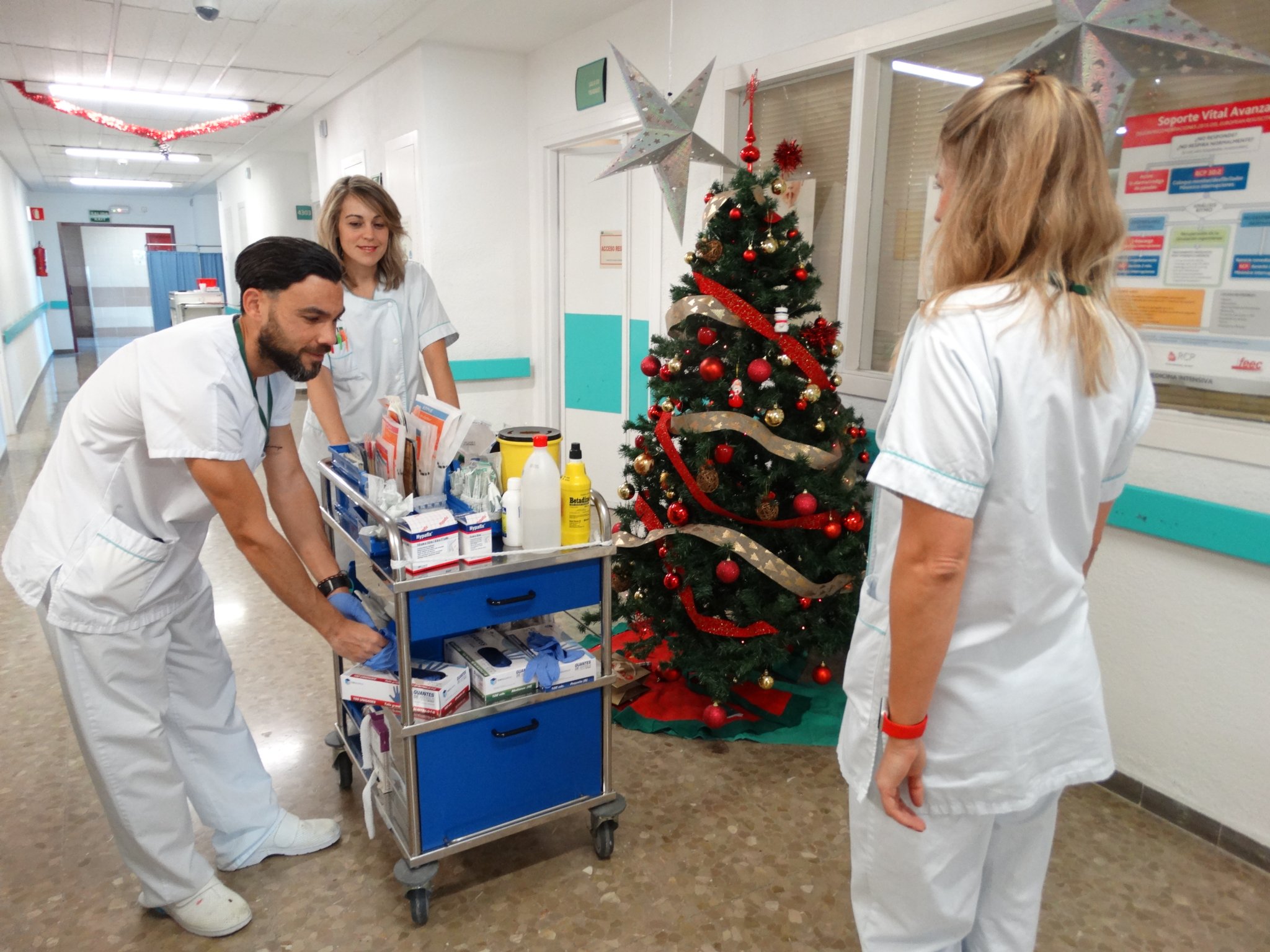 El Hospital Costa del Sol ofrece a pacientes y profesionales actividades especiales para estas fechas