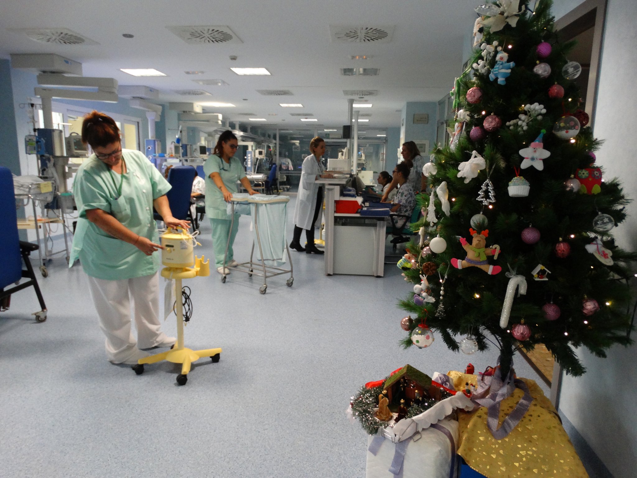 El Hospital Costa del Sol oferta a pacientes y profesionales actividades especiales para estas fechas