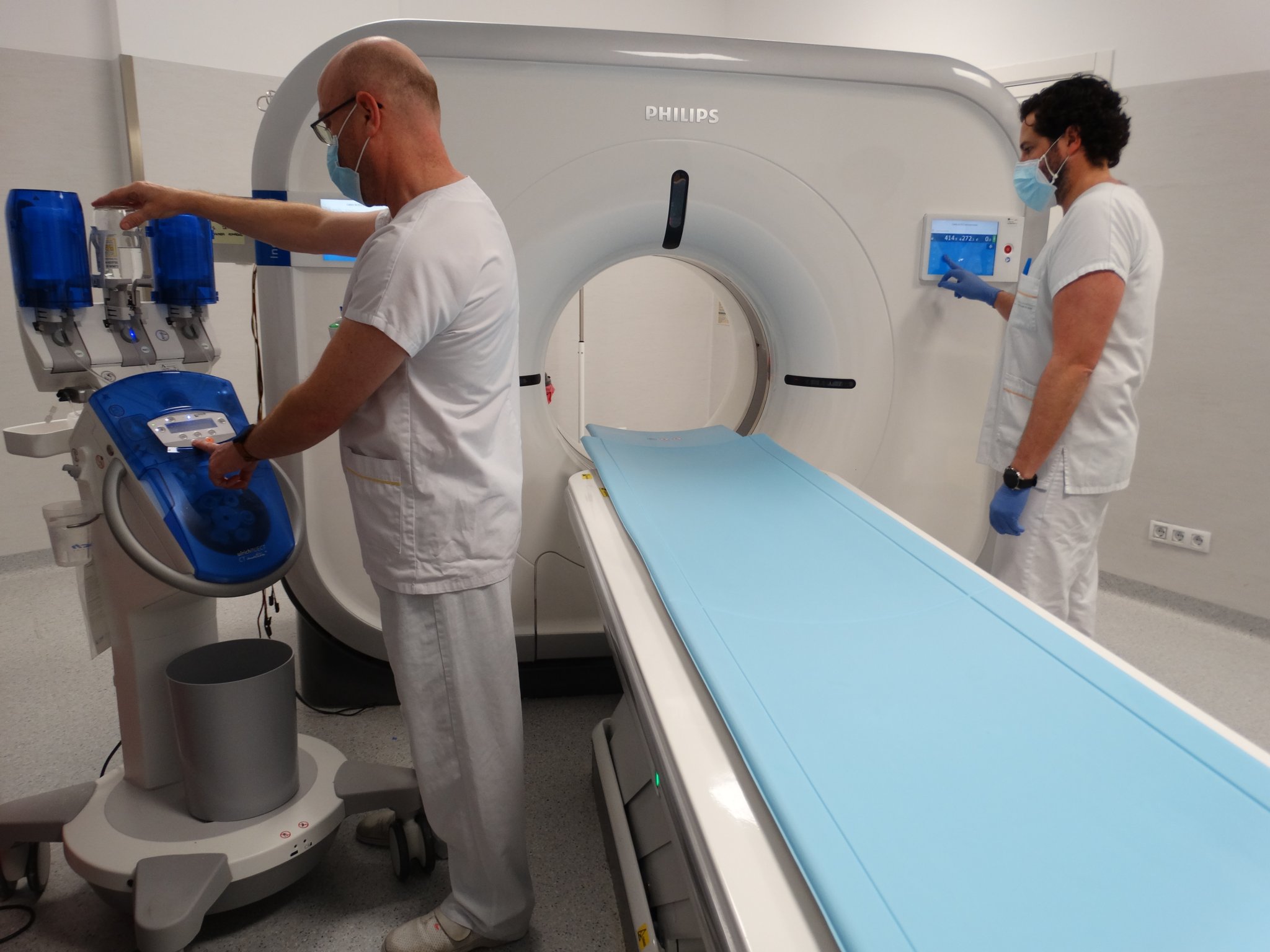 El Hospital Costa del Sol ha incorporado un nuevo TC y un equipo de radiología convencional digital de última generación