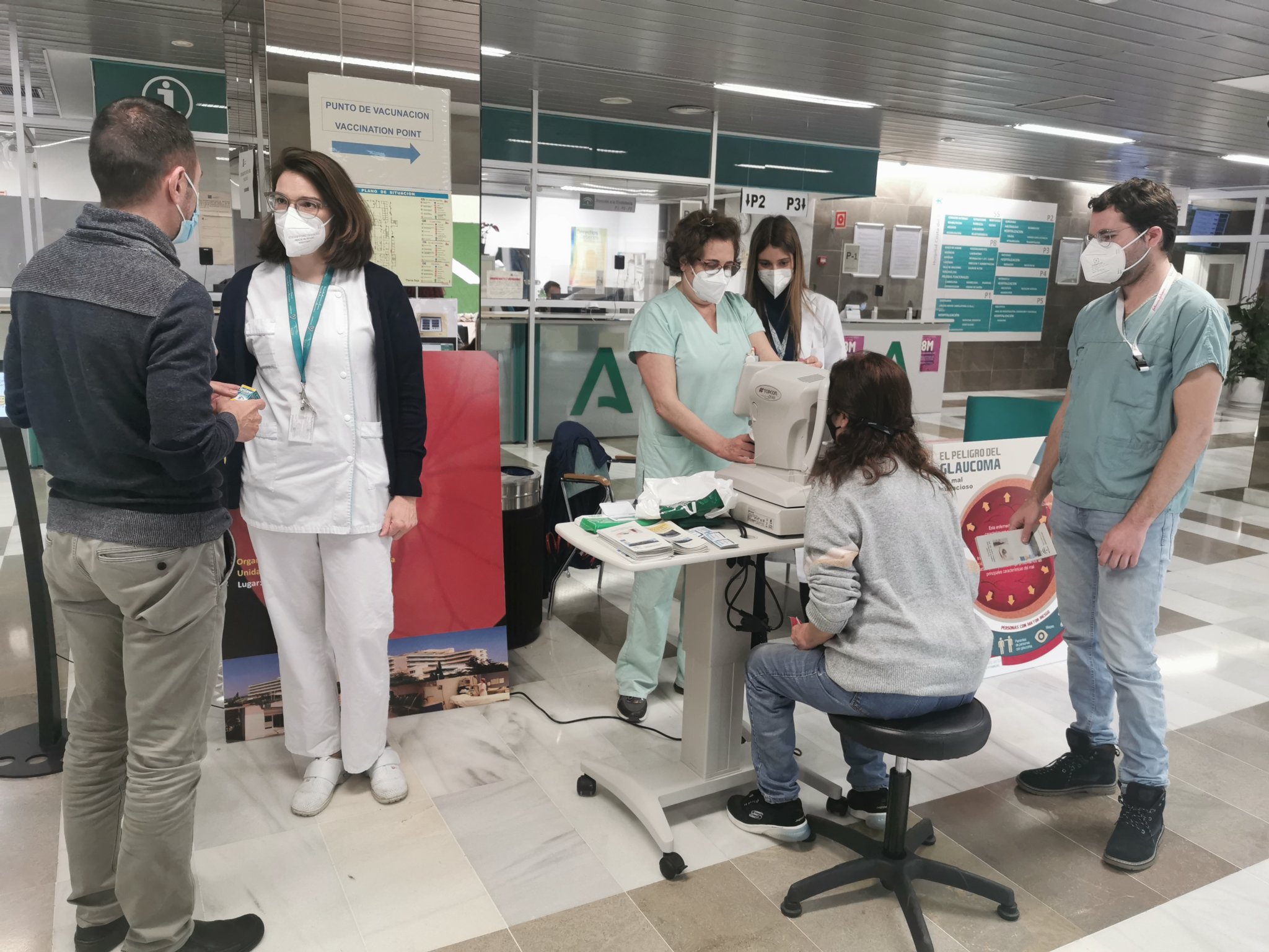El área de Oftalmología del Hospital Costa del Sol realiza una campaña para informar y concienciar de la importancia del glaucoma