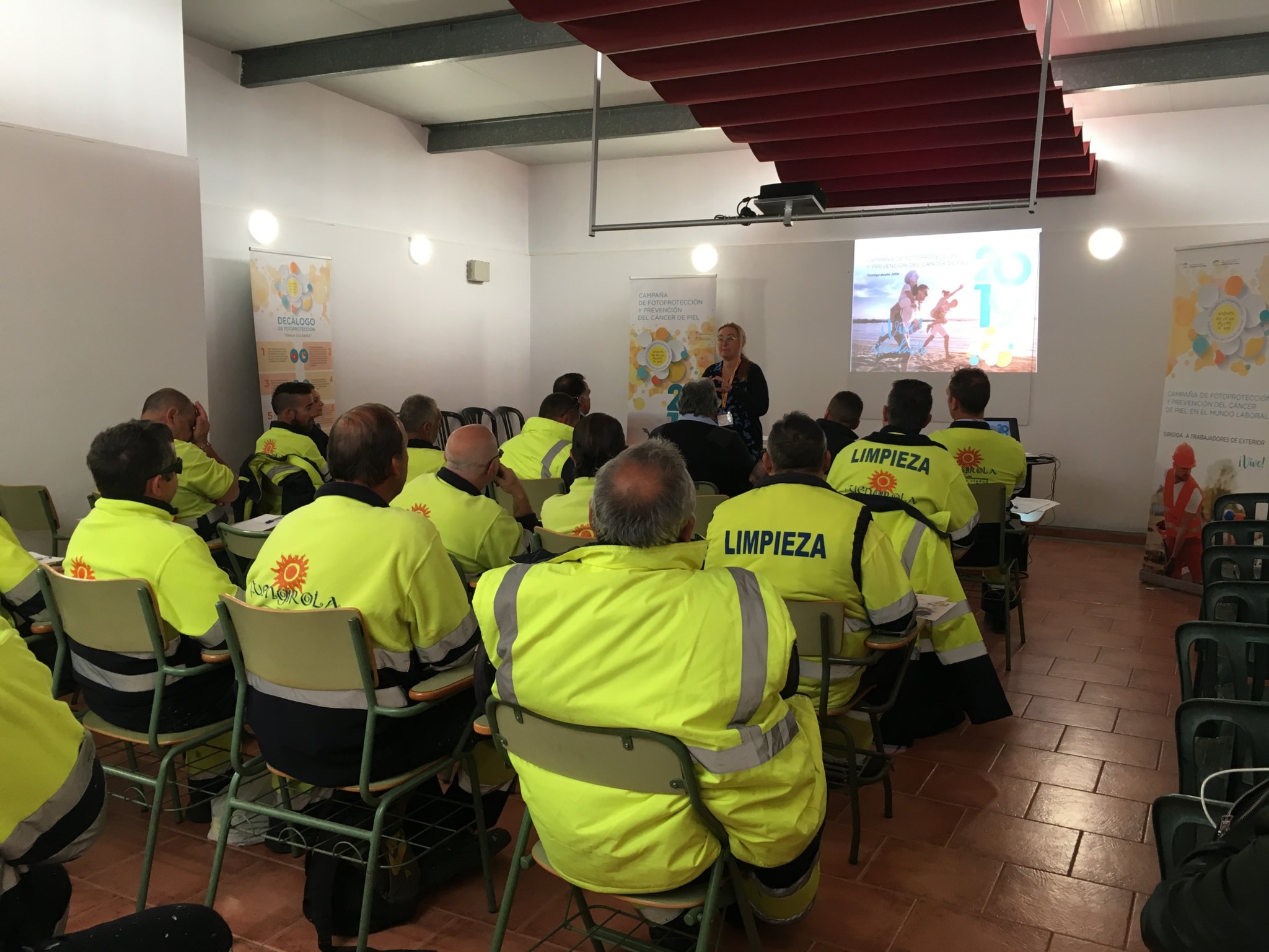 El ‘Proyecto Soludable’ y el Ayuntamiento de Fuengirola realizan el primer estudio autonómico de cáncer de piel ocupacional entre trabajadores al aire libre