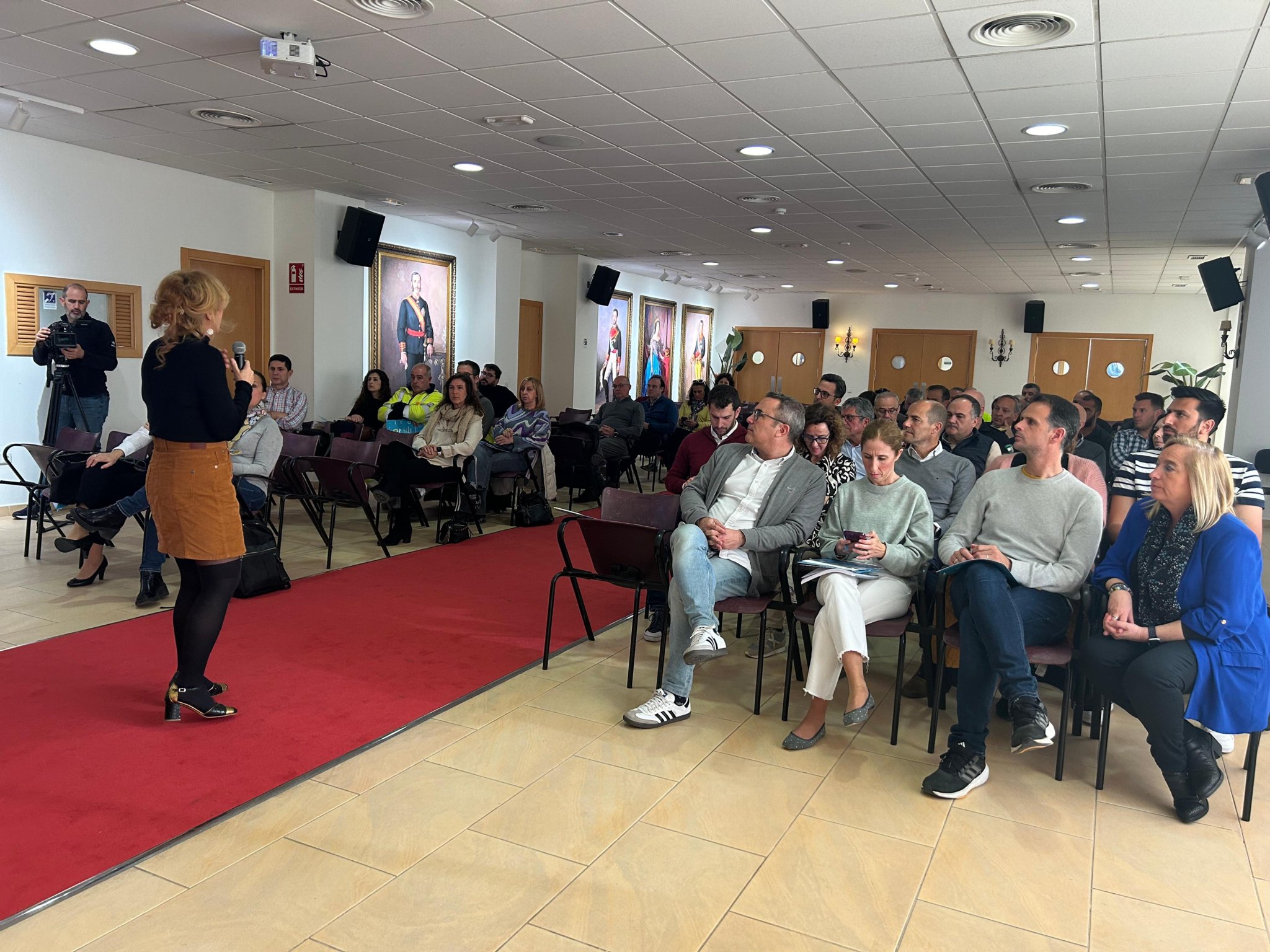 El Proyecto Soludable forma en fotoprotección a agentes clave del Ayuntamiento Fuengirola para la obtención de su sello de calidad