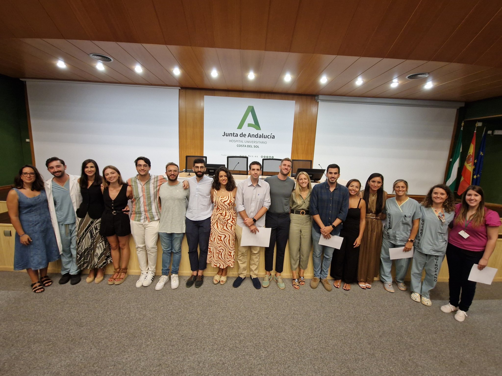 El Hospital Universitario Costa del Sol rinde homenaje a los 20 especialistas internos residentes que finalizan este mes su formación