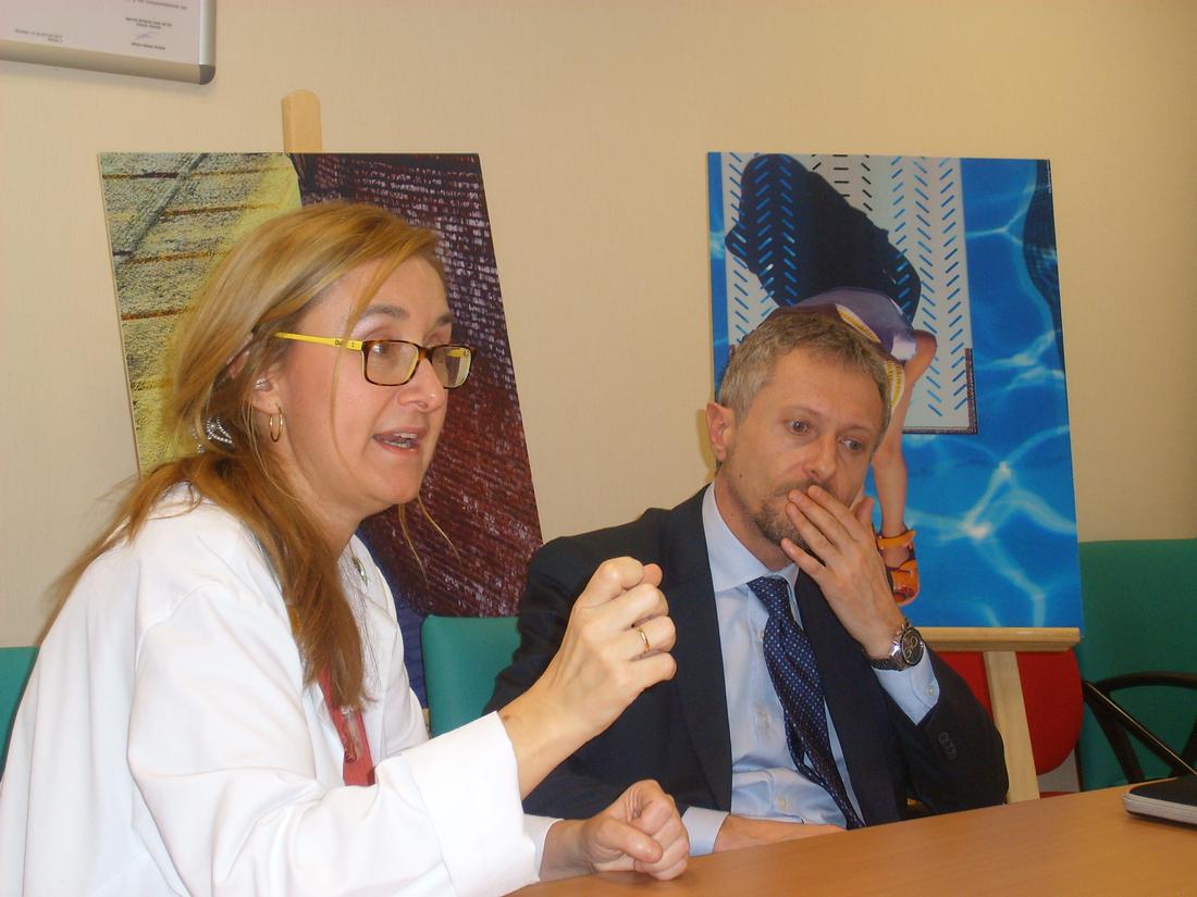 Un taller de dermatoscopia dirigido a médicos de familia mejo-ra la precisión diagnóstica del cáncer de piel en un 25% en la Costa del Sol