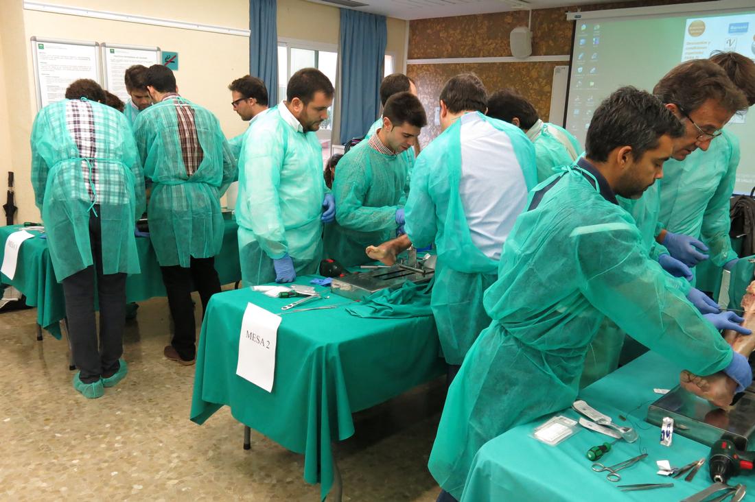 El Hospital Costa del Sol organiza un curso nacional sobre abordaje quirúrgico de la rodilla